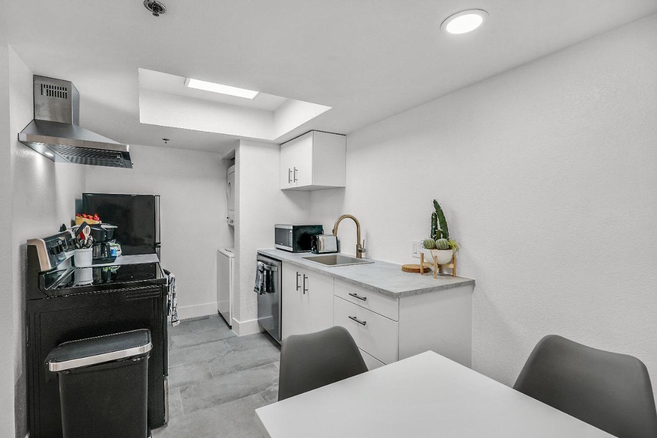 Condo Close To Strip And Raiders Stadium Las Vegas Exteriör bild